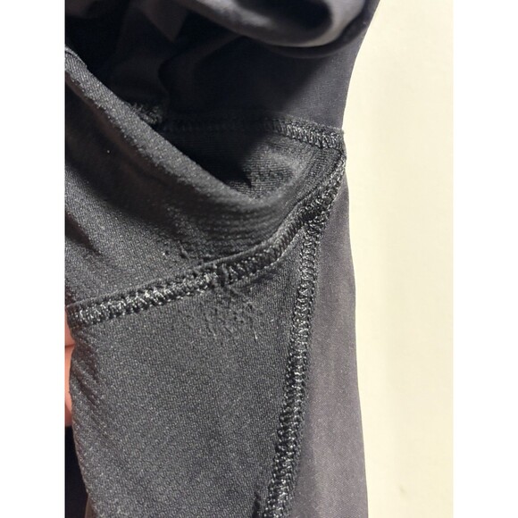 Lululemon Active Top Womens Medium Black Short Sleeve Open Top Crew Neck - Picture 5 of 5